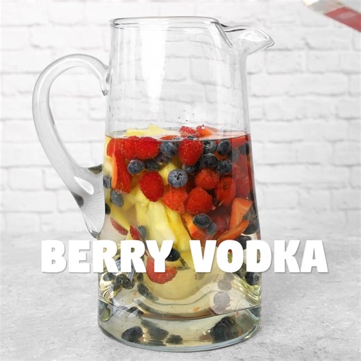 💙Recipe: https://www.recipegirl.com/red-white-and-blue-sangria/ Here is an easy recipe for Red White and Blue Sangria. It’s the perfect summer cocktail recipe with white wine, vodka, triple sec and plenty of fresh fruit. | RecipeGirl
