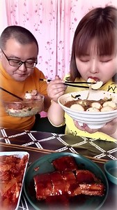 Eel fried ,noodle with egg ,intestine -yummy so delicious | My ASMR | Facebook