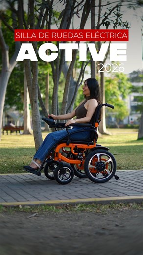 EMED on Instagram: "𝐀𝐂𝐓𝐈𝐕𝐄 𝟐𝟎𝟐𝟔 la silla de ruedas eléctrica para ciudad y terrenos difíciles. 👨‍🦼⚡️ Doble motor 500W, velocidad hasta 6 km/h y 20 km de autonomía. Control total con mando de 5 velocidades y giro 360°. ✔️ Comodidad: doble amortiguación + ruedas neumáticas. ✔️ Seguridad: doble freno, antivuelco, cinturón y Power-Brake. ✔️ Práctica: reposapiés y brazos abatibles + plegado fácil. Promoción válida hasta el 30/12/2025. No acumulable con otros descuentos. Promoción válido h