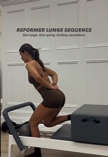 Subtle changes in position = completely different outcomes on the reformer! This is a single lunge → kickback sequence that progresses from: • supported • to deeper range • to balance control Perfect if you’re: – a newer Pilates teacher – refining your programming - mixed abilities – or wanting smarter lower body work without overloading joints Build strength, stability & flow — slow. 💬 Comment PILATES TEACHER and I’ll send you my free beginner guide. Save this for your next session ✨ 🎥 @bodhi