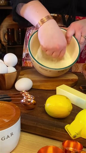 Spring is right around the corner and we are making some lemon curd to make the occasion. I hope you enjoy traveler 🍻🥄 #spring #baking #lemoncurd #lemons #hobbit