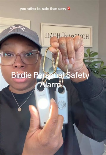 Women we must always watch our surroundings, this birdie personal safety alarm is a great self defense item to have ! #birdie #womensafety #personalsafety #selfdefense #safetytips