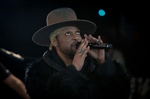 Remembering D’Angelo With A Look Back At His Top 5 Songs On Genius