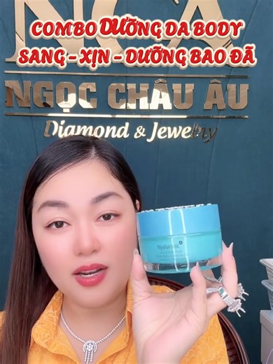 ✨ Combo dưỡng da body sắp về hàng. Da mịn – da sáng – da thơm, chuẩn chăm da tại nhà Chị em nào hóng thì thả ❤️ trước nha#hoangthanhnga #ngocchauau #nca #kimcuongngocchauau #ncalythuongkiet