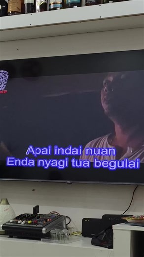 Merry Christmas & Happy New Year Celebration Songs