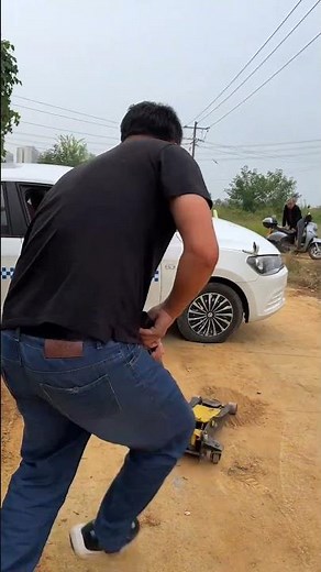 During A Simulated Reversing Maneuver, Both Rear Wheels Accidentally Fell Off A Curb.