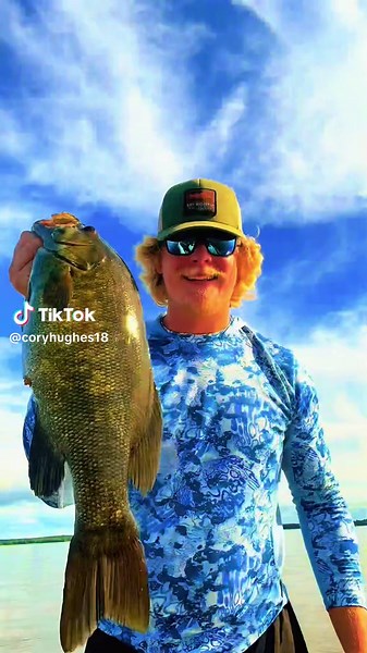 Smallmouth smack down 💯 #fishinglife #smallmouthbass #fishtok #bassfishing #fyp