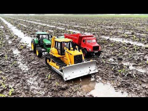 RC Trucks Work in the Rain to Feed Adorable Miniature Farm Animals