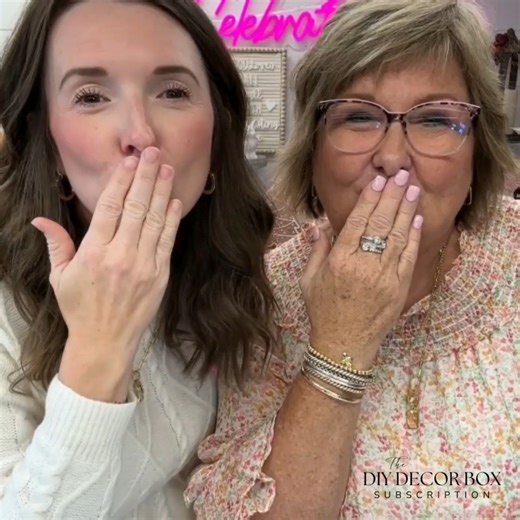 🎉 THANK YOU! 🎉 We just wrapped up our DIY Decor Box launch! We finally launched our rebrand for the Crafty Kit. Thanks to YOU — our amazing community — we gained almost 30 new DIY Darlings. 🙌 This launch was full of excitement: ✨ A brand new name and look 📦 An exclusive early bird gift 🎁 Surprise reveals 🎤 LIVE events, games, and even some confetti-filled fun 👩‍🎨 And most importantly… a whole lot of creativity! To every DIY Darling — whether you’re brand new or have been with us since da