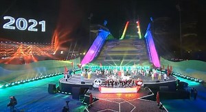 Llega el Año Nuevo 2021 a China con ¡enorme celebración! 🎥