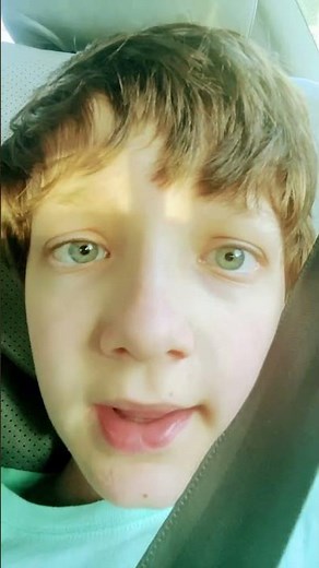 How to get premium clothing in Roblox Brookhaven for FREE