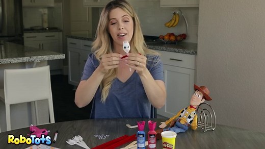 Toy Story 4 - How to make Forky - RoboTots