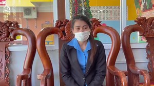 137K views · 3.2K reactions | ສາວຄູຂໍໂທດແລ້ວ!!! ສັງຄົມເດ!!!.....ວ່າຈັ່ງໃດ.? | Update Laos Magazine | Facebook