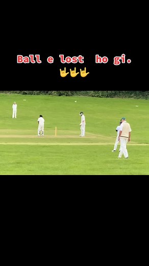 Huge six c ball lost ho gi 🤔🤔🤔#villagecricket #hugesix #lovecricket