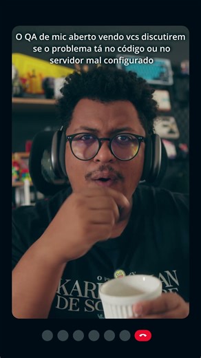 O QA de mic aberto, vendo dev e infra discutirem #dev #humor #viral #programming