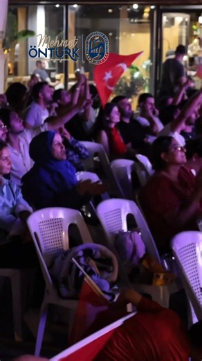 🇹🇷🏀12 Dev Adam Finalde 5 ilçemizde kurulan dev ekranlarda millilerimizin tarihi zaferine hep birlikte tanıklık ettik. 🎉 Ay yıldızlı bayraklarımızla coşkuyu doyasıya yaşadık. ❤️🤍 | Hatay Büyükşehir Belediyesi