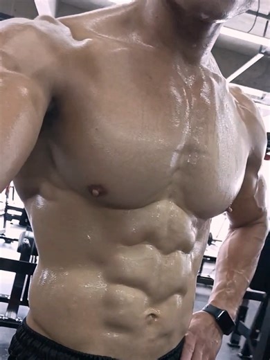 Muscle Top 肌肉上体 #hunk #muscle #handsome #asianhunk #asianmuscle #beautifulmusclemale #肌肉 #肌肉男 #帅哥