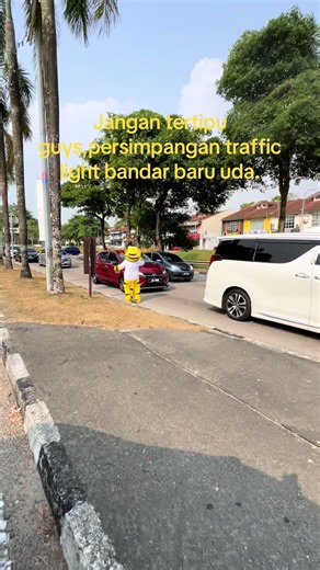 Jangan tertipu guys,persimpangan traffic light bandar baru uda,berdekatan Aangsana mall JB.#cintasejati #sayangku #fypシ゚ #malaysiatercinta🇲🇾🇲🇾🇲🇾🇲🇾❤