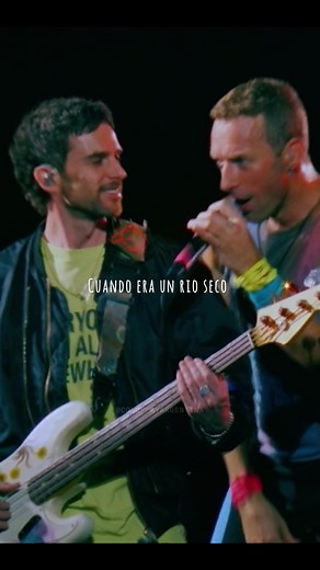 Coldplay Live Performance of Hymn For The Weekend in 4K