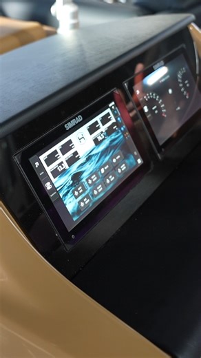 This 2026 Harris 250 Solstice just arrived and it LUXURIOUS! | MarineMax Dallas