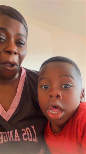 I couldn't keep a straight face! #motherandson #funnyvideos #funnykids #ezekiel