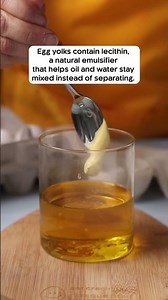 How Eggs Emulsify - The Science Behind Mayo