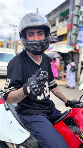 මිනිස්සු කියන විදියට VortexX තමයි Brand එක ! 🔥😁 • Full Face , Motorcross , Open Face , Classic , Ladies & Baby Helmets Available • Loc :- Mawanella Town • Whatsapp :- 070 666 2333 #vortexxhelmetshop #srilankahelmetshop #helmetlover #foryoupage #fyppppppppppppppppppppppp