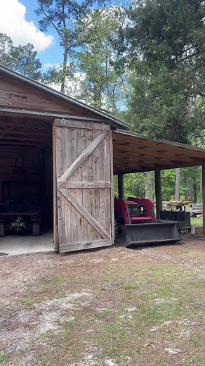 DIY Barndominium Build from Reclaimed Wood