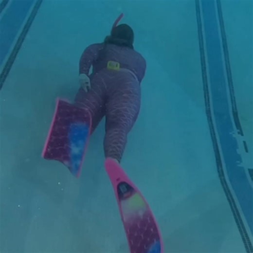 Mermaid Instrucor Rachelle 🤿 Ask me about my mermaid classes and training sessions! The Midwest’s favorite pink mermaid! #diver #padi #instructor #swim #fyp