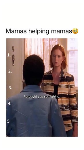 Motivational & Relatable on Instagram: "I love when others help each other out when they notice someone’s struggling 🎬: S*x and the City Four years after the earlier adventures of Carrie Bradshaw and her best gal pals, she and her intermittent lover, Big, are in a committed relationship. Samantha, having survived cancer, has a monogamous relationship with Smith Jerrod. Charlotte and her husband live on Park Avenue, and Miranda, now in Brooklyn, feels the pressure of family life. 📺: Amazon Prim