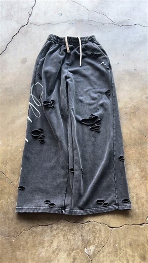 Seeking Models for New Clothing Brand Collaboration