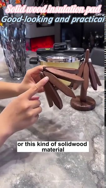 Walnut Wood Tree Trivet Set, Natural Tree Trivet Set - 3 Wooden Trivets & 1 Stand Like a Christmas, Foldable Kitchen Wooden,for Hotdishes Pot Bowl Teapot Hot Pot Holder (Brown)