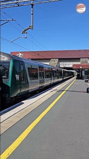 Catching the London Northwestern out of Birmingham | That perfect train departure #railway