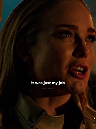 Sara teams up with future Oliver to stop Deathstroke #shorts