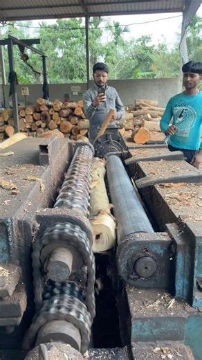Factory inside sawmill peeling debarking 🔥🪵|#wheelsaw #shorts #wood