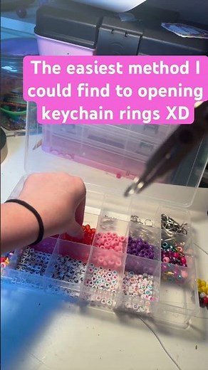 How to open keychain rings(my method) #keychain #tutorial #easy #kandi