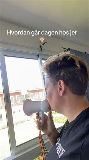 Besked til naboerne #relatable #comedy #denmark #funny #humor #laugh