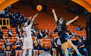 UTEP loses third straight after falling to UC Irvine, 93-72