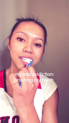 Let me kiss you 😘 #relatable #teethwhitening #teethcare #funny #fypシ | amy santiago