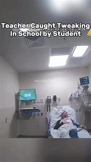 Teacher Caught Tweaking In School by Student #Bodycam #PoliceVideo #TrafficStop #Karen #ViralVideo #fblifestyle | Daily Mail Royal Fans
