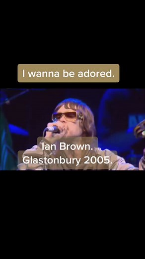 Ian Brown Performs 'I Wanna Be Adored' at Glastonbury 2005