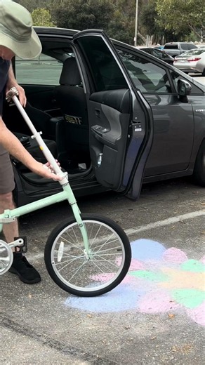 How to Unfold A Folding Bike Retrospec Judd #retrospec #bike