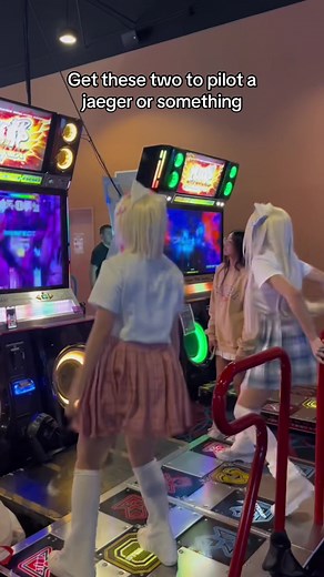 Fuwamoco Cosplay Tribute to Kendrick Lamar