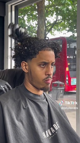 Bouncy Curls Tutorial: Achieving Defined and Moisturized Curls