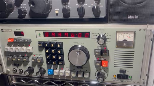 🇷🇺⏱️ RWM - Standard time signal - Atomic clock from Moscow, controlled by the “All-Russian Scientific Research Institute for Physical-Engineering and Radiotechnical metrology”.📹: Callsign in Morse (RWM) and one beat per second. RX in 🇮🇹Milan on 9996kHz at 21:09z April 09