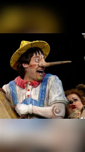 Do you know how Pinocchio’s nose grows on stage #broadway #musical #musicaltheatre #pinocchio