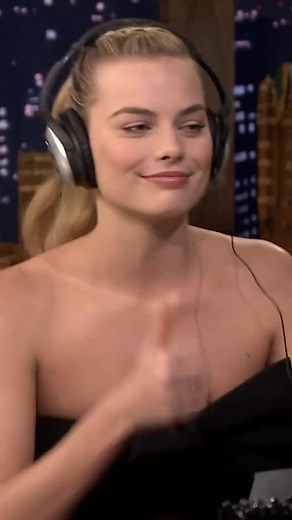 146K views · 999 reactions | Jimmy tries to get Margot Robbie to say “Labradoodle” in Whisper Challenge! #FallonFlashback #TonightShow #MargotRobbie #JimmyFallon | AH.PAO | Facebook