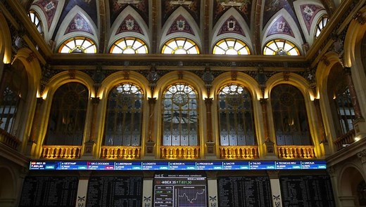 Bankia se dispara en Bolsa un 32,88% y CaixaBank, un 12,37%, tras anunciarse una posible fusión