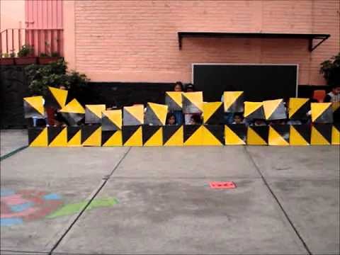 MOSAICOS CON CUADROS BICOLORES PARA EVENTO DE ESCUELA 2.wmv