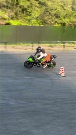 Motorcycle Girl Vlog: Women Riders Fitness Outfit, Riding Gear Review #bikergirl #femalebiker